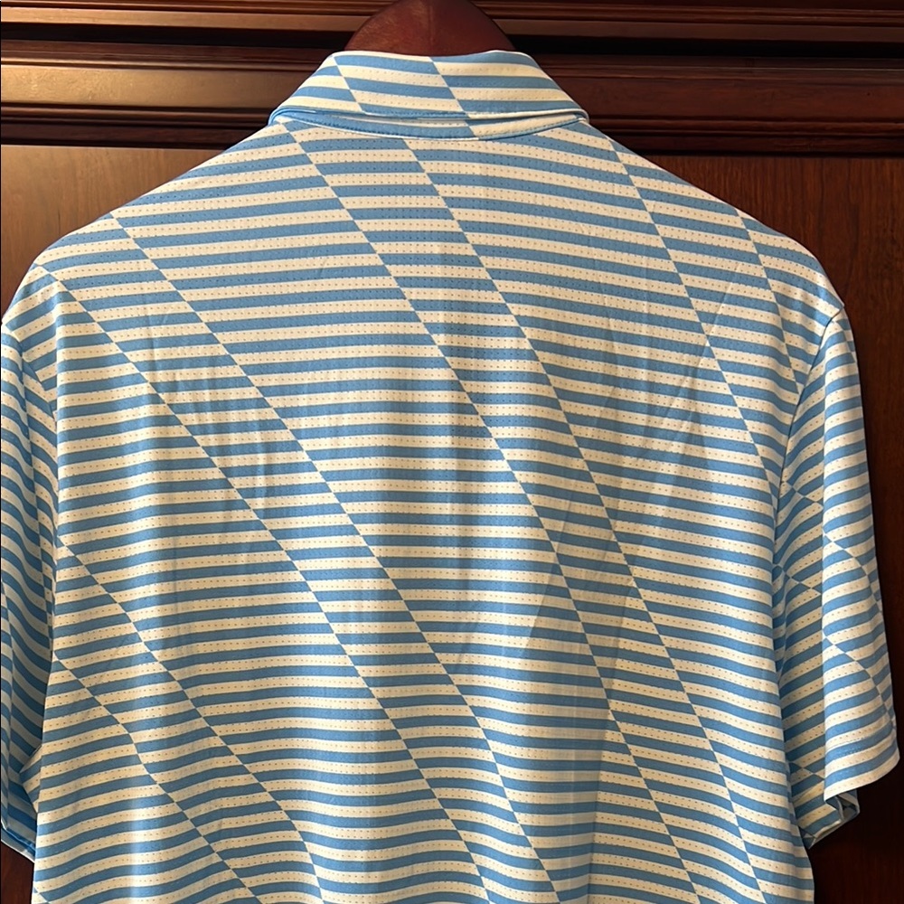 Brand New Adidas Blue & White Striped Mesh Print Stretch Tennis 🎾 Golf ⛳️ Polo! - Picture 8 of 12